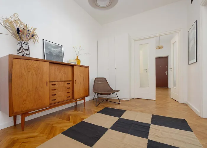 Family In Old Mokotow With Children's By Renters * Warsaw