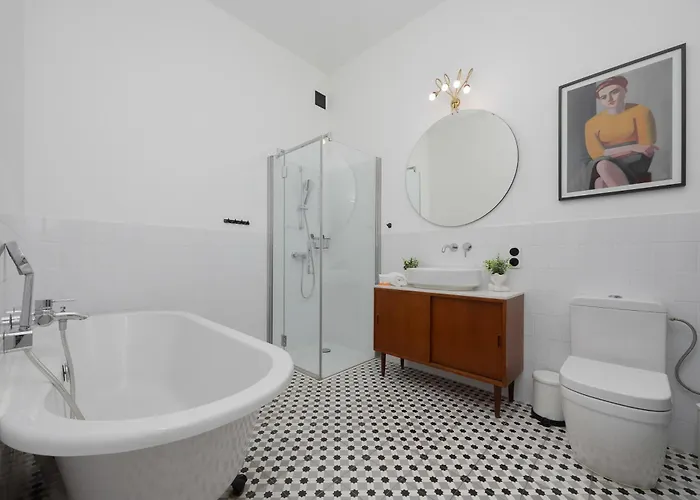 Family In Old Mokotow With Children's By Renters Warsaw